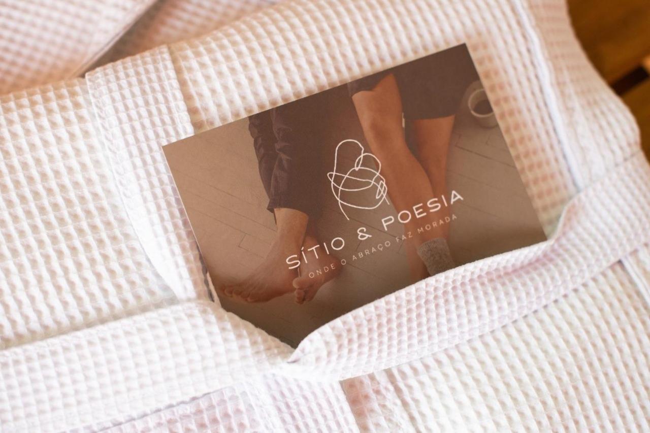 Pousada Sitio E Poesia เตเรซอโปลิส ภายนอก รูปภาพ