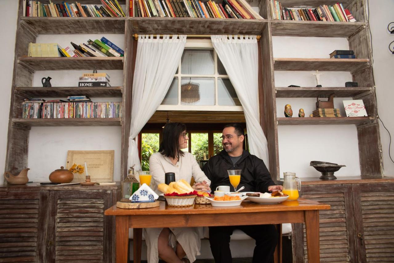 Pousada Sitio E Poesia เตเรซอโปลิส ภายนอก รูปภาพ