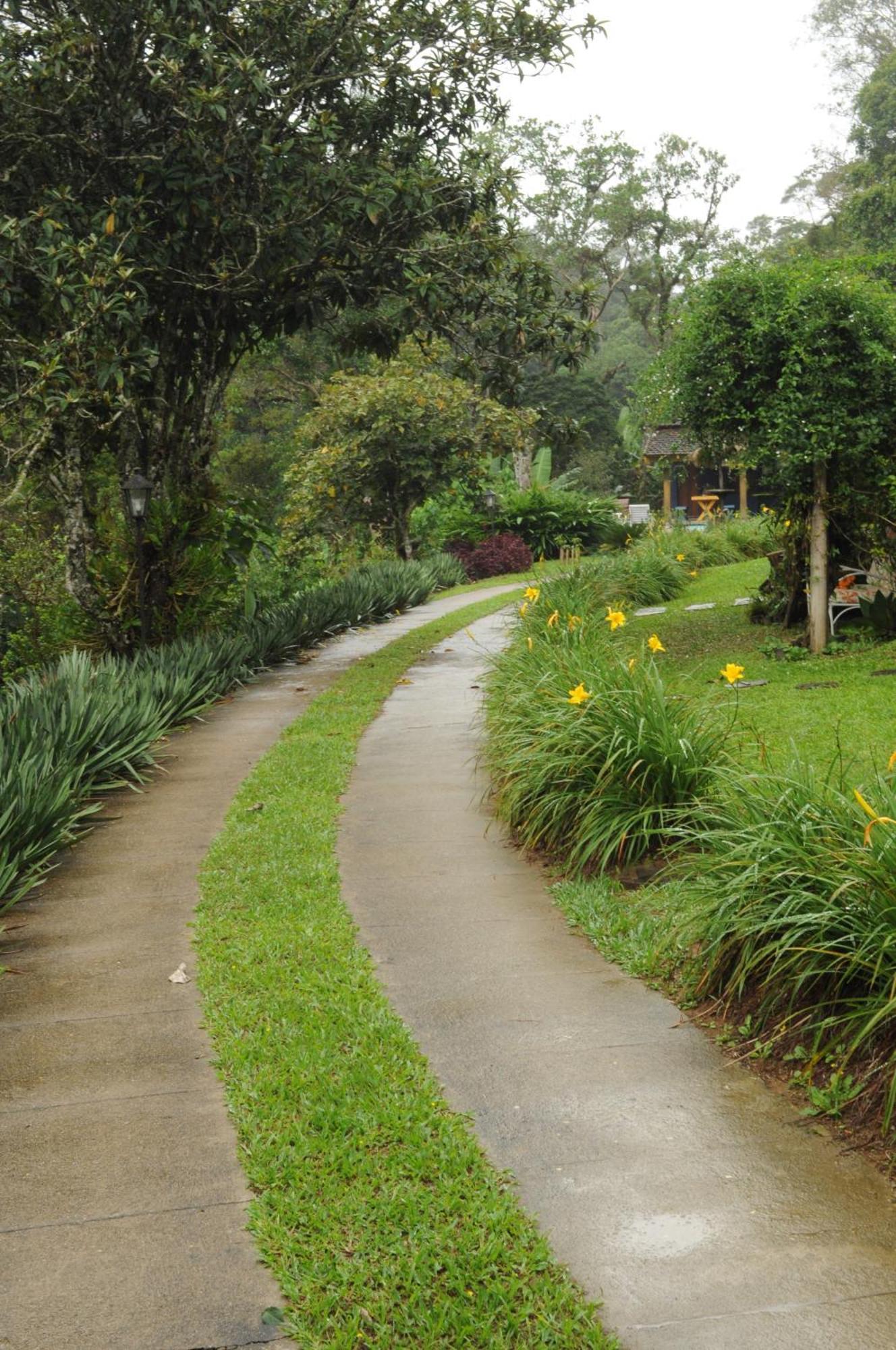 Pousada Sitio E Poesia เตเรซอโปลิส ภายนอก รูปภาพ