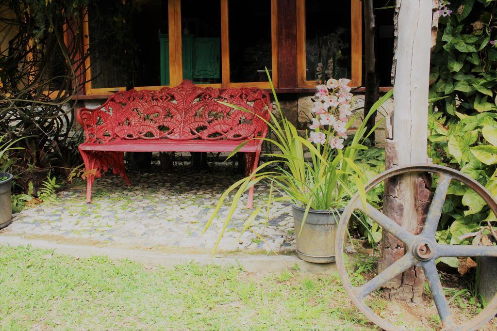 Pousada Sitio E Poesia เตเรซอโปลิส ภายนอก รูปภาพ